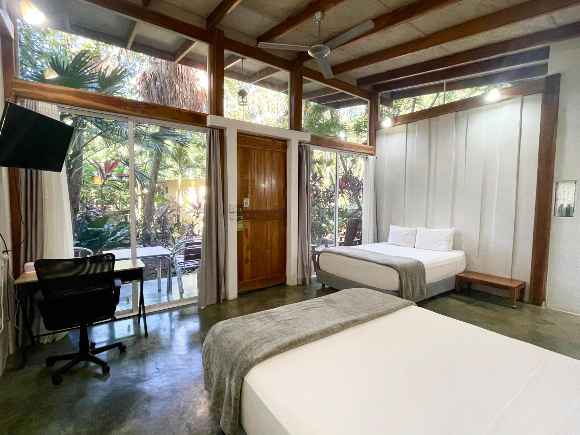 Fuego Lodge Playa Santa Teresa  Ngoại thất bức ảnh