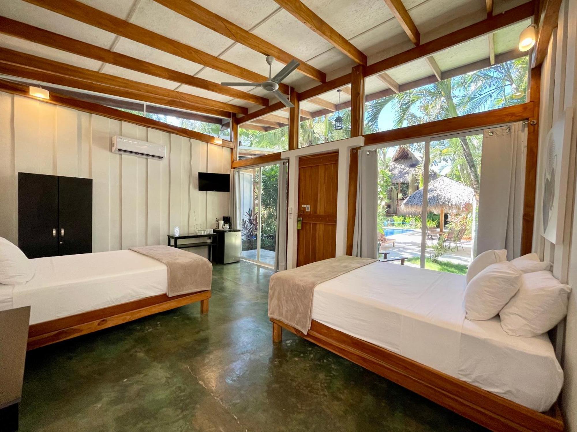 Fuego Lodge Playa Santa Teresa  Ngoại thất bức ảnh