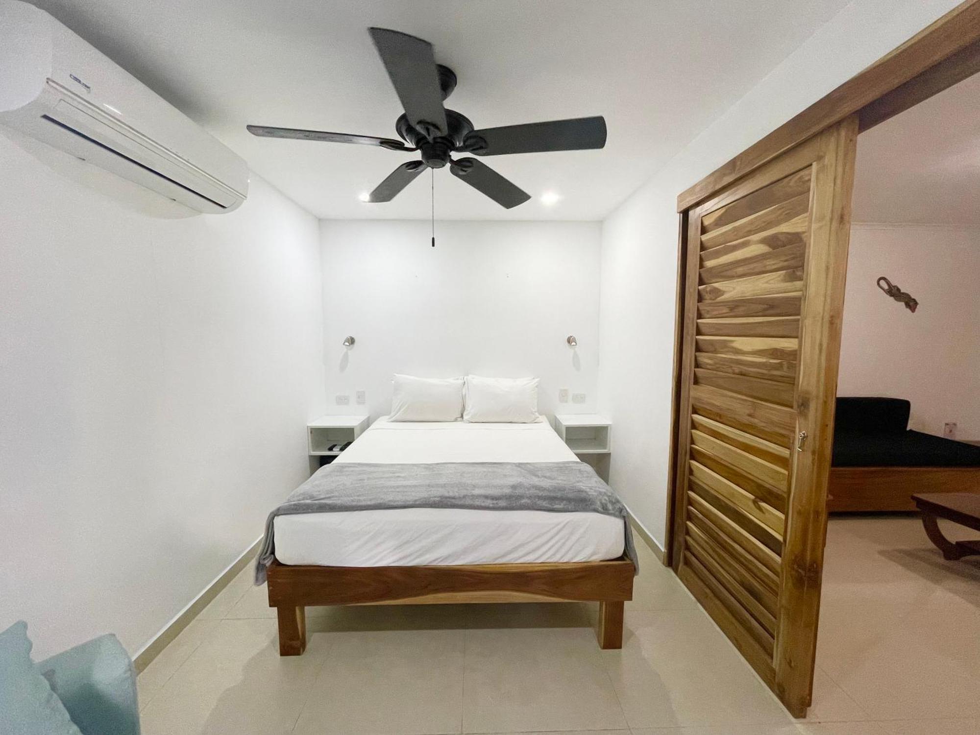 Fuego Lodge Playa Santa Teresa  Ngoại thất bức ảnh